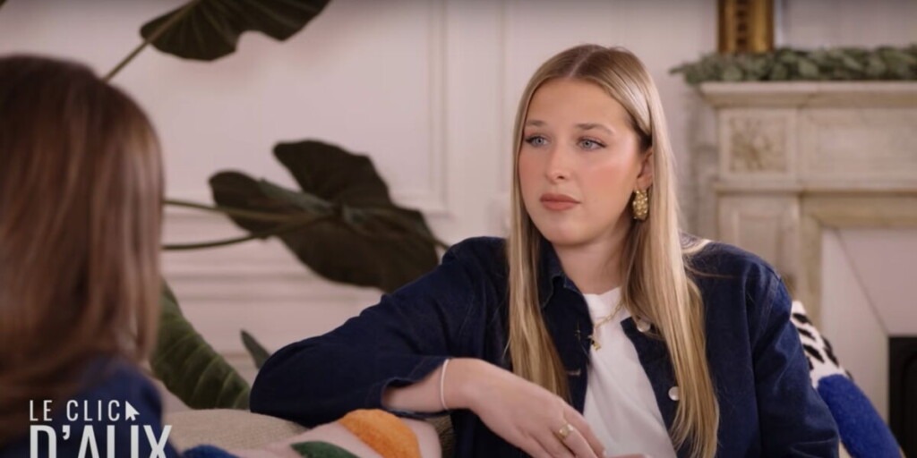 Hélène, une participante de la Star Academy 2025, a noué des liens forts avec elle Hélène, une participante de la Star Academy 2025, a noué des liens forts avec elle