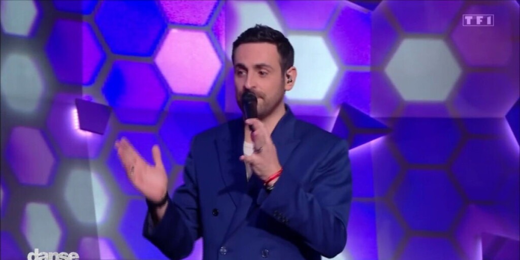 Camille Combal dévoile le programme exceptionnel de la prochaine soirée de Danse avec les stars Camille Combal dévoile le programme exceptionnel de la prochaine soirée de Danse avec les stars