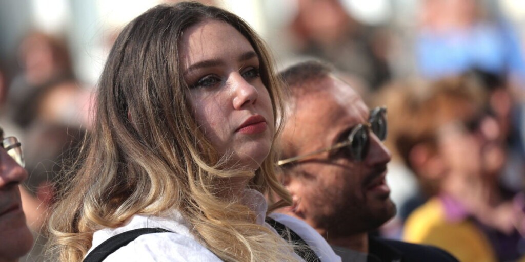 Émilie Dequenne : son mari Michel Ferracci et leur fille Milla réunis pour un hommage en Belgique Émilie Dequenne : son mari Michel Ferracci et leur fille Milla réunis pour un hommage en Belgique