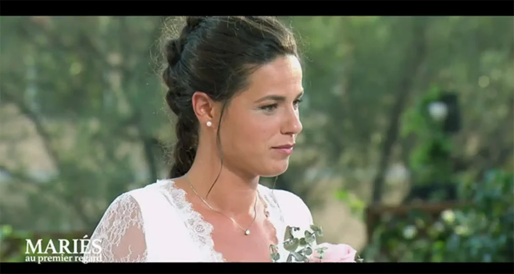 Caroline de Mariés au premier regard crie, son bébé a failli mourir sous les tirs qui l’ont blessée Caroline de Mariés au premier regard crie, son bébé a failli mourir sous les tirs qui l’ont blessée