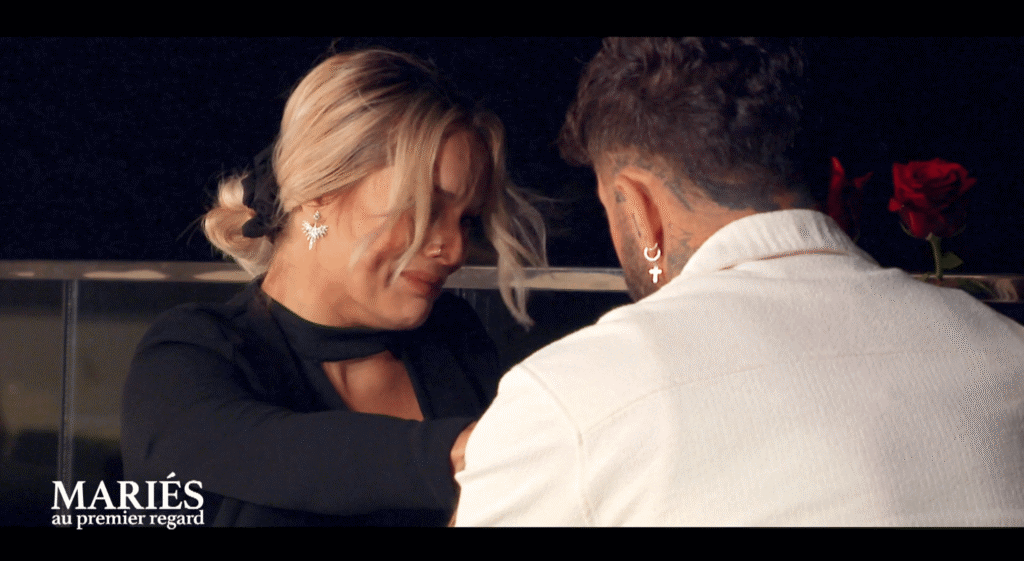 Mariés au premier regard : Laury en pleurs, bouleversée par le choix d’Anthony, une nouvelle rupture ? Mariés au premier regard : Laury en pleurs, bouleversée par le choix d’Anthony, une nouvelle rupture ?