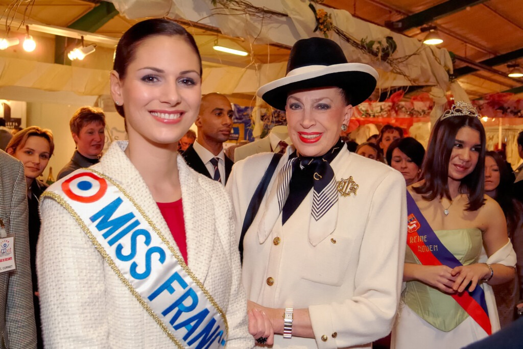 Après un burn-out, Lætitia Bléger, Miss France 2004, a totalement changé de vie Après un burn-out, Lætitia Bléger, Miss France 2004, a totalement changé de vie