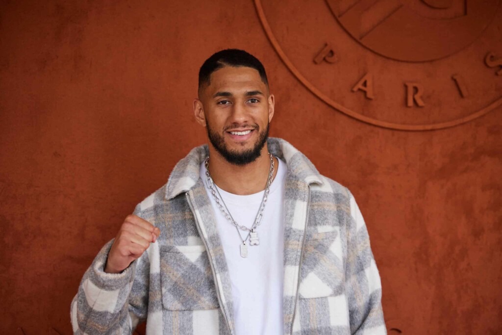 Tony Yoka redoute de perdre le contrôle après les propos de Sébastien Chabal sur sa santé Tony Yoka redoute de perdre le contrôle après les propos de Sébastien Chabal sur sa santé