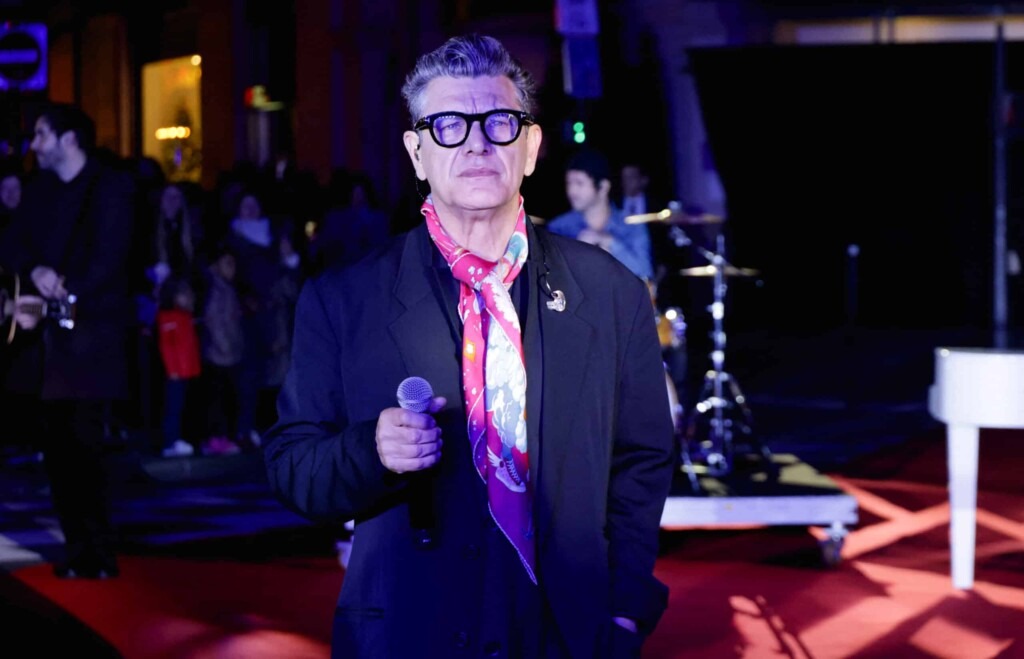 Marc Lavoine parle ouvertement des infidélités de son père, surpris avec une autre femme Marc Lavoine parle ouvertement des infidélités de son père, surpris avec une autre femme
