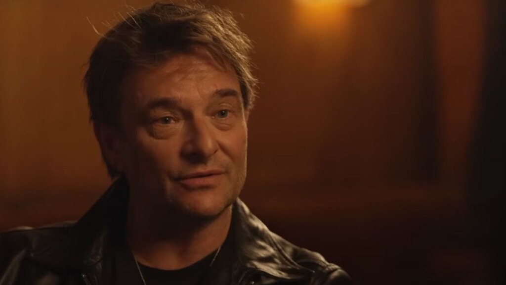 David Hallyday souligne sincèrement l’importance cruciale de la musique dans sa famille David Hallyday souligne sincèrement l’importance cruciale de la musique dans sa famille