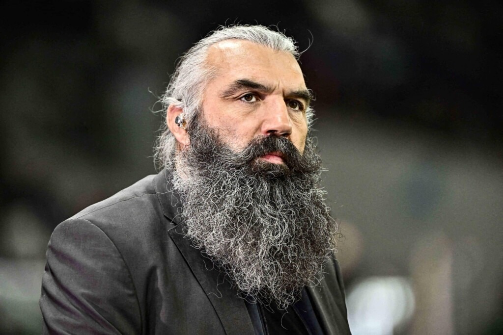 Sébastien Chabal a oublié la naissance de sa fille : le pâté a touché la boîte Sébastien Chabal a oublié la naissance de sa fille : le pâté a touché la boîte