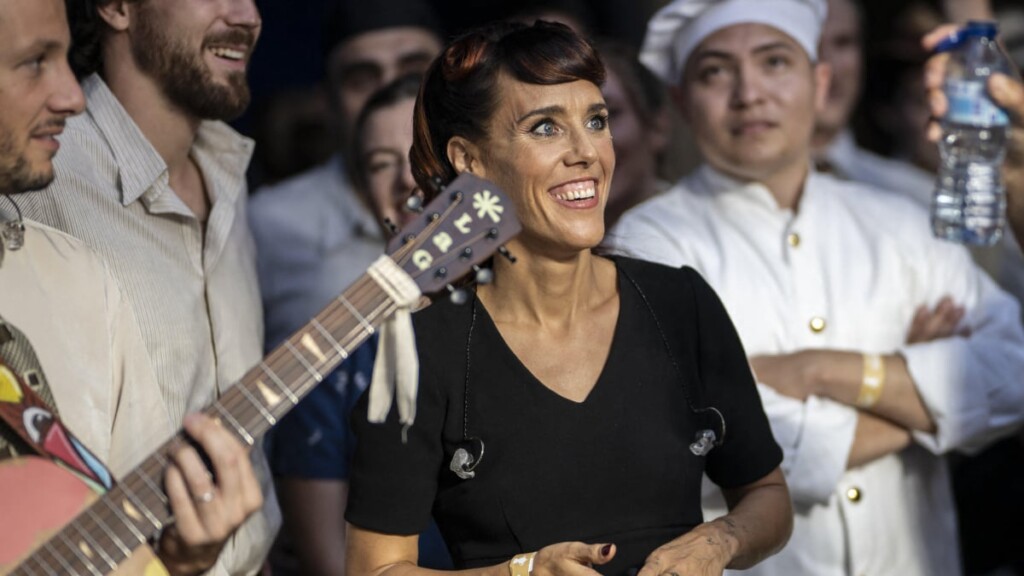 Zaz, l’ancienne candidate de The Voice, s’exprime sans détours sur les critiques peu flatteuses qu’elle a reçues Zaz, l’ancienne candidate de The Voice, s’exprime sans détours sur les critiques peu flatteuses qu’elle a reçues