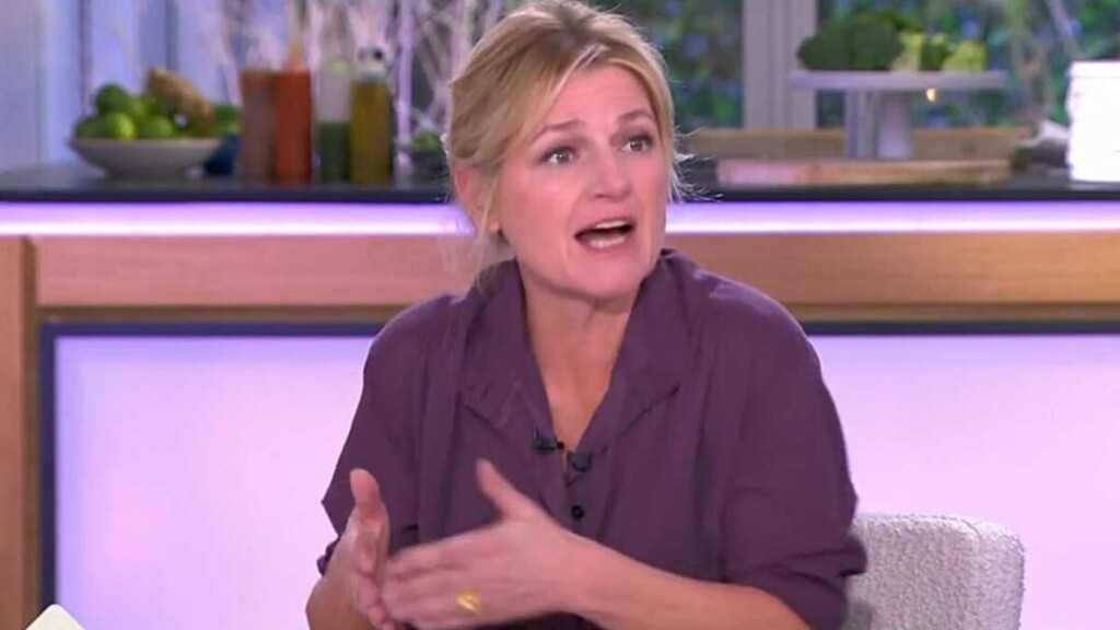Des employés décrivent Anne-Elisabeth Lemoine comme dure et humiliante en coulisses de C à Vous Des employés décrivent Anne-Elisabeth Lemoine comme dure et humiliante en coulisses de C à Vous