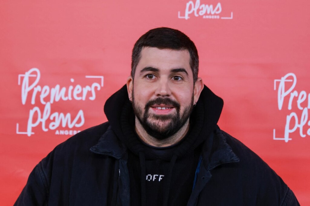 Artus explique sa relation avec un groupe de musique français : on les entendait souvent Artus explique sa relation avec un groupe de musique français : on les entendait souvent