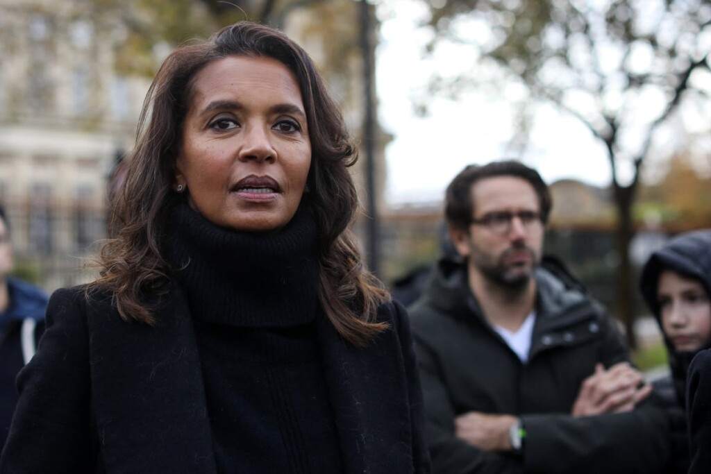 Cyril Hanouna pourrait rejoindre M6, Karine Le Marchand a failli partir, mais… Cyril Hanouna pourrait rejoindre M6, Karine Le Marchand a failli partir, mais…