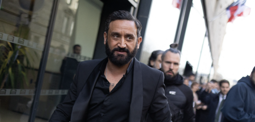 M6 imposerait des restrictions à Cyril Hanouna, limitant certains sujets de discussion en coulisses M6 imposerait des restrictions à Cyril Hanouna, limitant certains sujets de discussion en coulisses