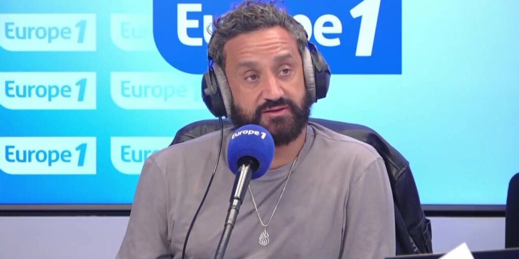 Cyril Hanouna a été opéré de la gorge sans anesthésie avec une large incision Cyril Hanouna a été opéré de la gorge sans anesthésie avec une large incision