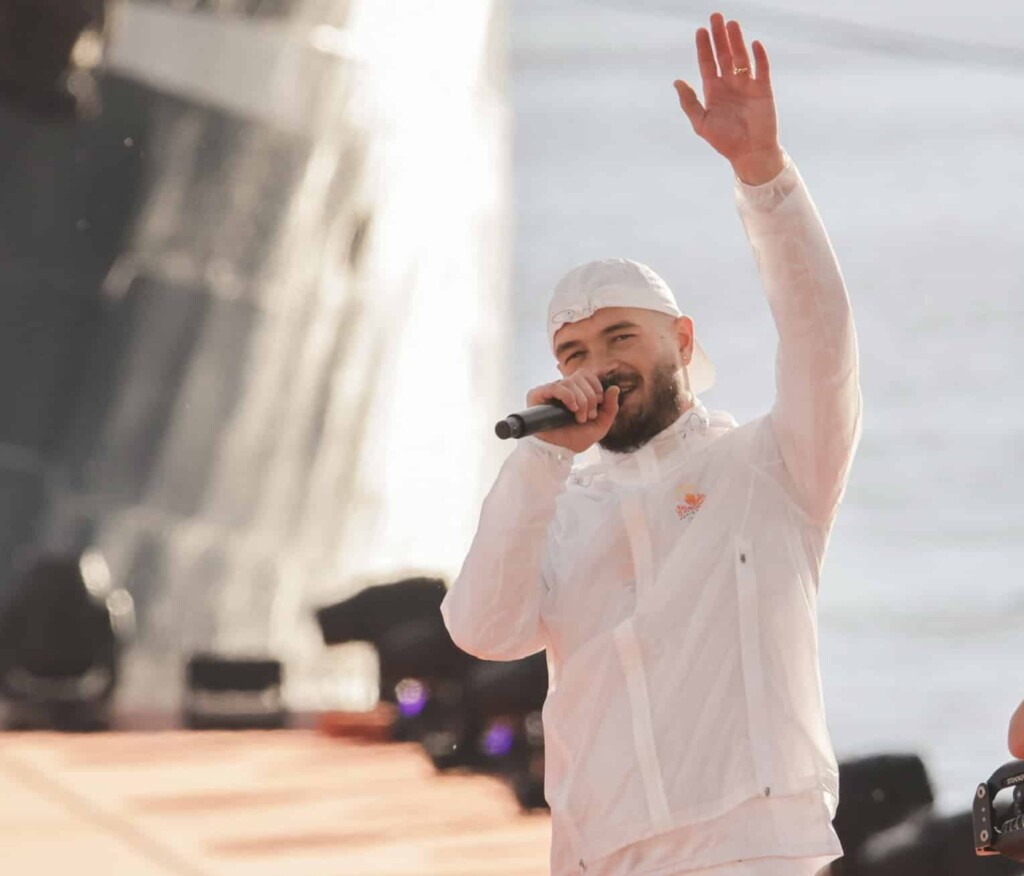Jul bat un nouveau record Jul bat un nouveau record