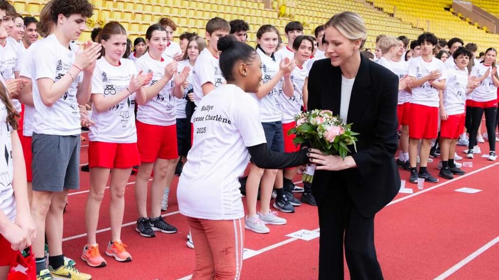 La princesse Charlène réunit 400 élèves pour un rallye axé sur la sensibilisation aux valeurs sportives La princesse Charlène réunit 400 élèves pour un rallye axé sur la sensibilisation aux valeurs sportives