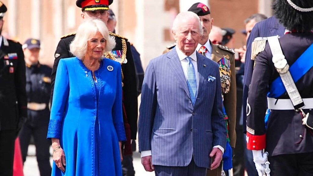 Le roi Charles III et la reine Camilla honorent le monument dédié à Victor-Emmanuel II Le roi Charles III et la reine Camilla honorent le monument dédié à Victor-Emmanuel II