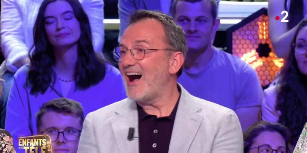 Frédéric Lopez touché : la speakerine qu’il admirait apparaît pour les 50 ans de France 2 Frédéric Lopez touché : la speakerine qu’il admirait apparaît pour les 50 ans de France 2