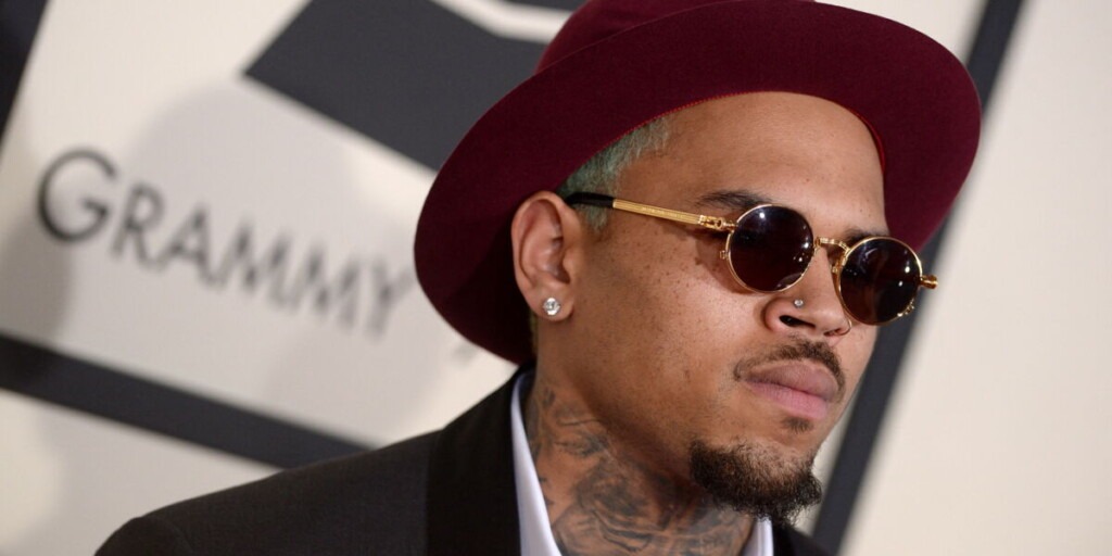 Chris Brown arrêté au Royaume-Uni : le chanteur accusé de violences physiques Chris Brown arrêté au Royaume-Uni : le chanteur accusé de violences physiques