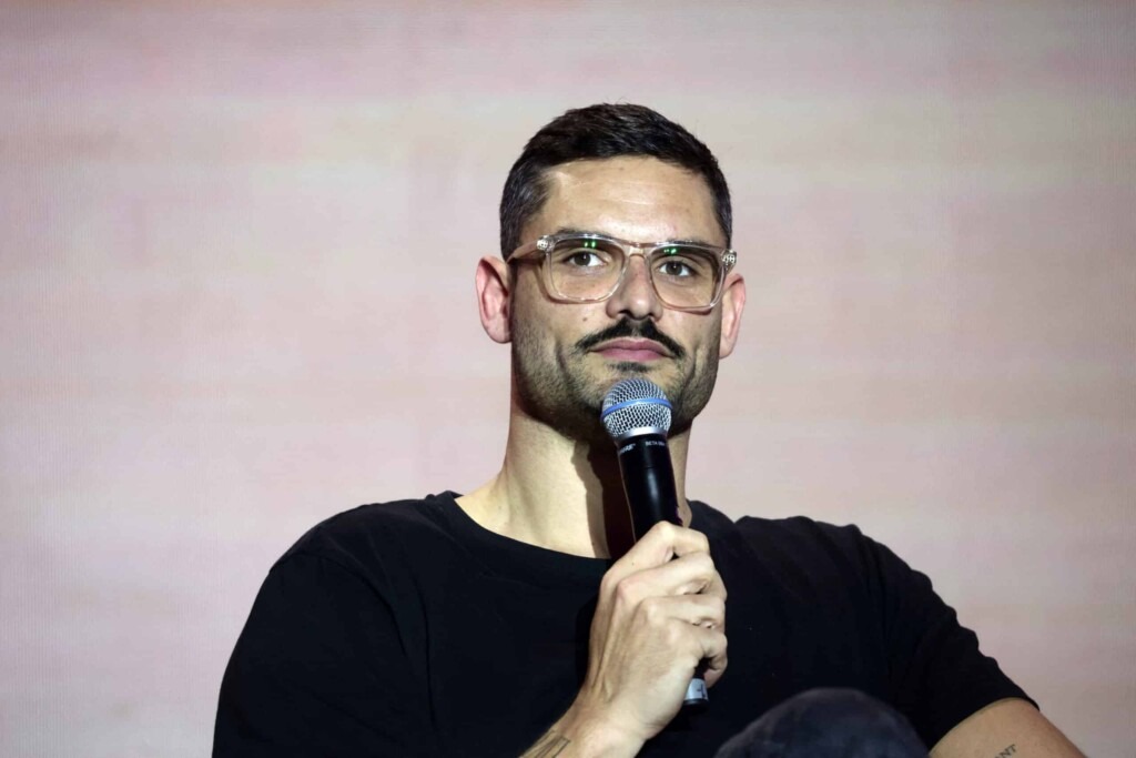 Florent Manaudou (Danse avec les stars) dévoile qu’il lutte contre la dépression Florent Manaudou (Danse avec les stars) dévoile qu’il lutte contre la dépression