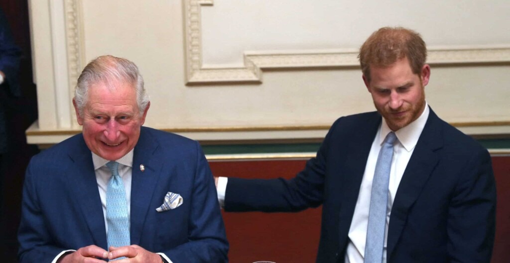 Le prince Harry : Les médecins conseillent au roi de cesser de parler à son fils, Stéphane Bern réagit Le prince Harry : Les médecins conseillent au roi de cesser de parler à son fils, Stéphane Bern réagit