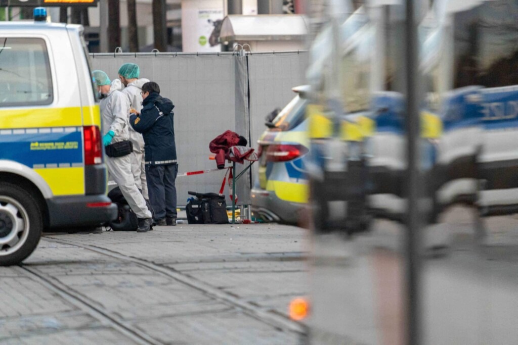 Une attaque au couteau en Allemagne blesse 12 personnes, dont 3 gravement Une attaque au couteau en Allemagne blesse 12 personnes, dont 3 gravement