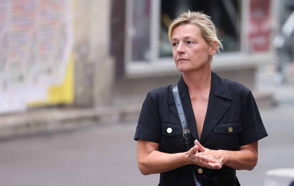 Anne-Sophie Lapix écartée : Anne-Élisabeth Lemoine sera-t-elle bientôt remplacée ? Anne-Sophie Lapix écartée : Anne-Élisabeth Lemoine sera-t-elle bientôt remplacée ?