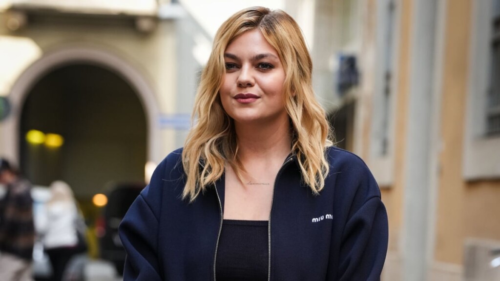 À 28 ans, Louane parle de ses excès : « Je consommais… » À 28 ans, Louane parle de ses excès : « Je consommais… »