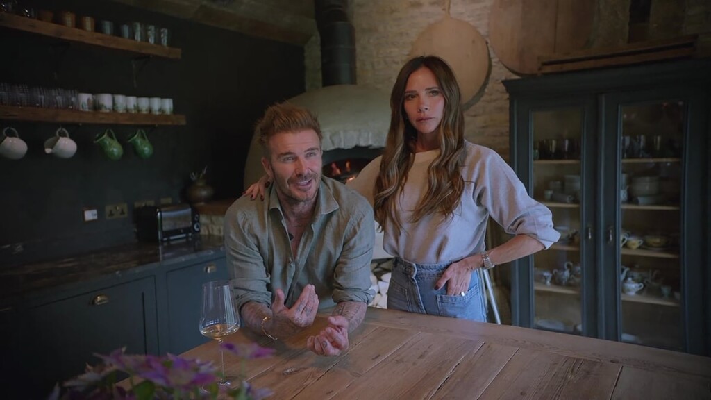 Selon un proche, David et Victoria Beckham vivent une crise familiale plus complexe que le silence de Brooklyn Selon un proche, David et Victoria Beckham vivent une crise familiale plus complexe que le silence de Brooklyn