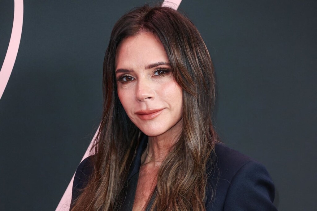 Victoria Beckham absente des Spice Girls : découvrez pourquoi elle a été exclue du groupe Victoria Beckham absente des Spice Girls : découvrez pourquoi elle a été exclue du groupe