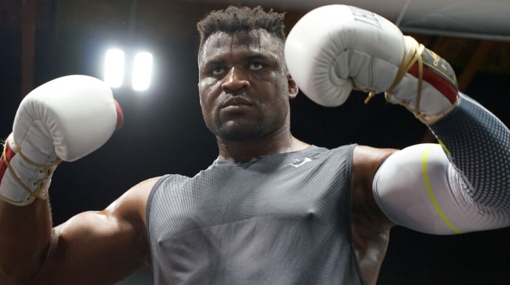 Francis Ngannou impliqué dans la disparition tragique d’une adolescente de 17 ans Francis Ngannou impliqué dans la disparition tragique d’une adolescente de 17 ans