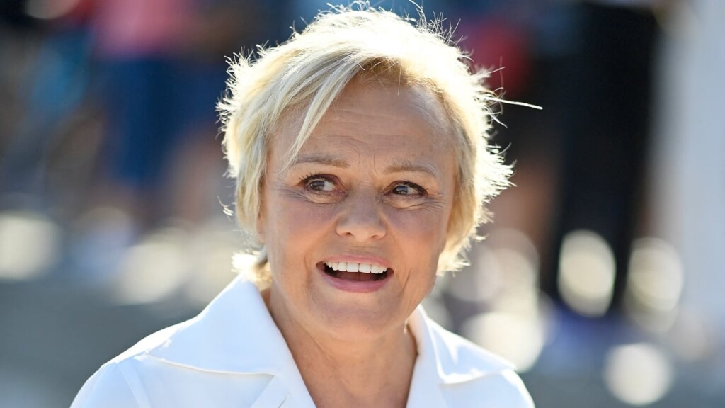 À l’âge de 10 ans, Muriel Robin a subi une agression sexuelle À l’âge de 10 ans, Muriel Robin a subi une agression sexuelle