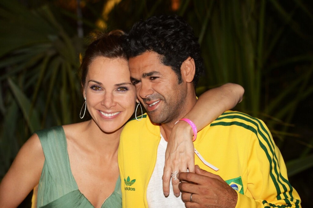 Jamel Debbouze, mari distrait ? Le PSG compterait plus que Mélissa Theuriau Jamel Debbouze, mari distrait ? Le PSG compterait plus que Mélissa Theuriau