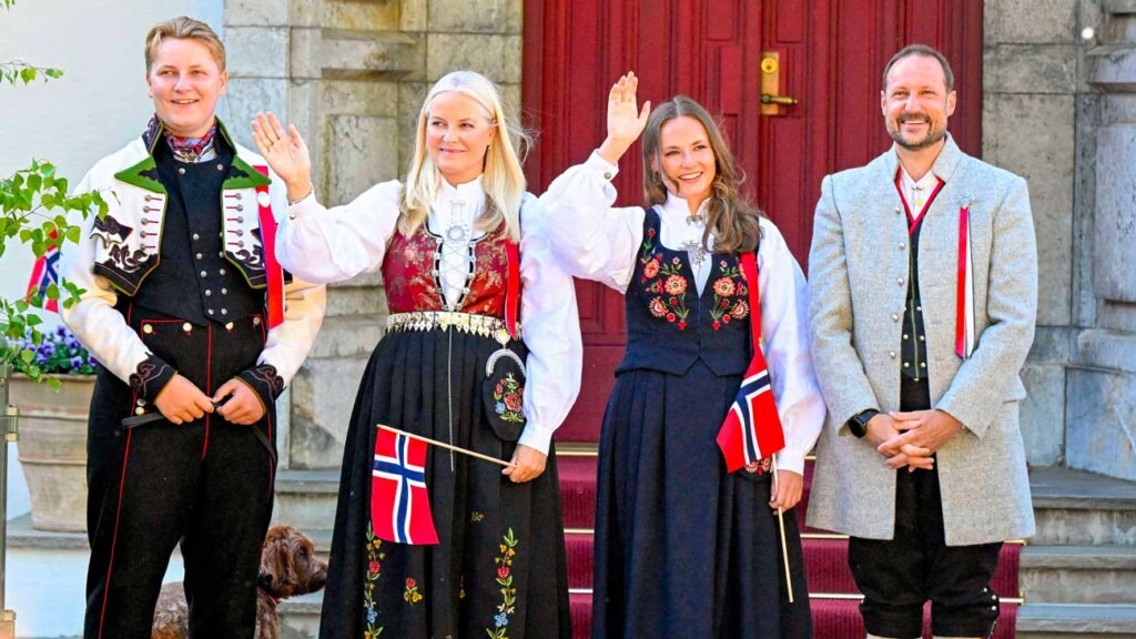 La famille royale de Norvège célèbre la Journée de la Constitution La famille royale de Norvège célèbre la Journée de la Constitution