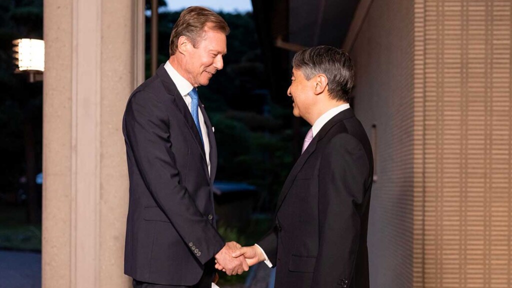 Le grand-duc Henri dîne avec l’empereur Naruhito après ses visites à Tokyo Le grand-duc Henri dîne avec l’empereur Naruhito après ses visites à Tokyo