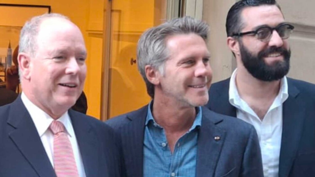 Le prince Albert II a inauguré le restaurant italien du prince Emmanuel-Philibert à Monaco Le prince Albert II a inauguré le restaurant italien du prince Emmanuel-Philibert à Monaco