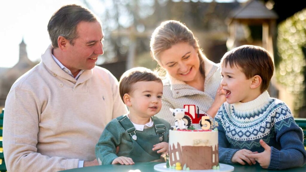 Les photos d’anniversaire du prince Charles, avant qu’il devienne héritier du trône à 5 ans Les photos d’anniversaire du prince Charles, avant qu’il devienne héritier du trône à 5 ans