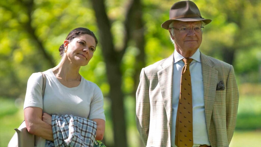 Le roi Carl XVI Gustaf et la princesse Victoria ont célébré les 30 ans du parc à Ulriksdal Le roi Carl XVI Gustaf et la princesse Victoria ont célébré les 30 ans du parc à Ulriksdal