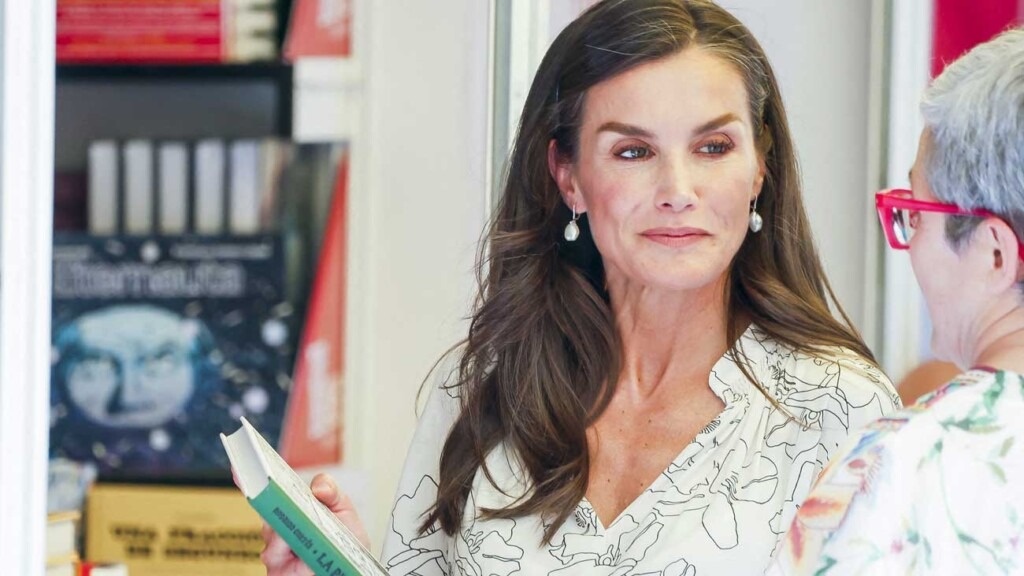 La reine Letizia inaugure la 84e Foire du livre de Madrid La reine Letizia inaugure la 84e Foire du livre de Madrid