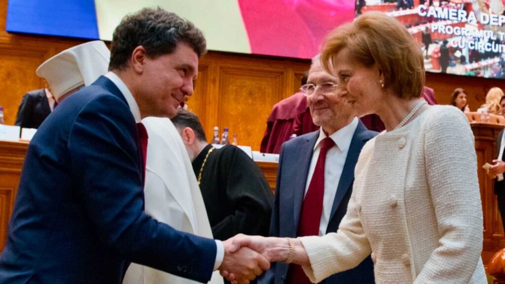 Margareta de Roumanie à la cérémonie de serment du président Nicușor Dan au Parlement roumain Margareta de Roumanie à la cérémonie de serment du président Nicușor Dan au Parlement roumain