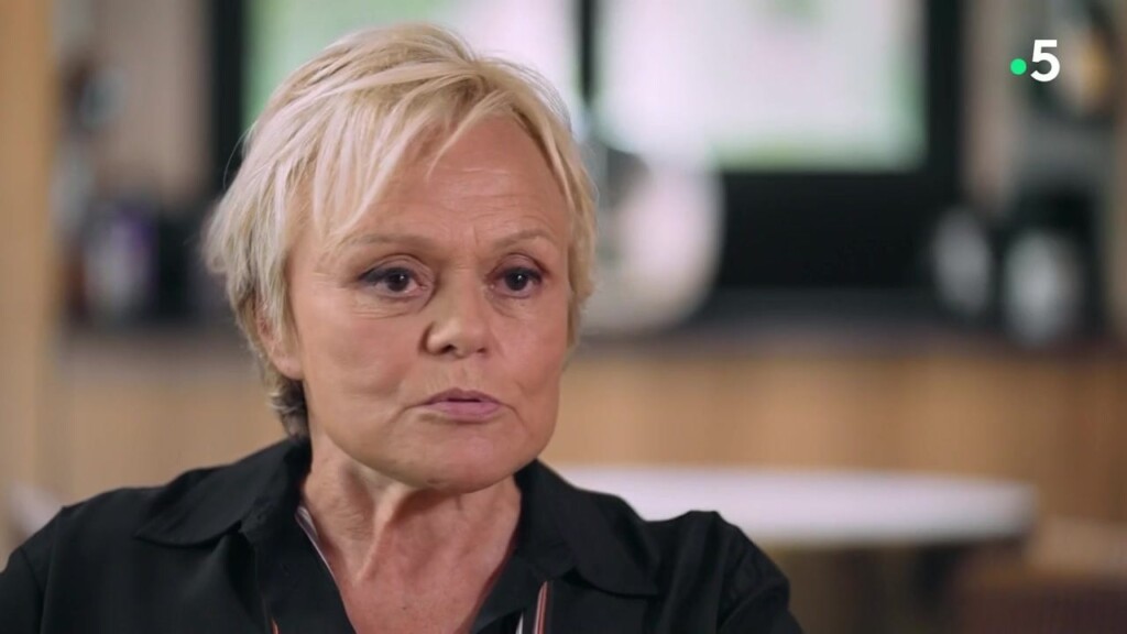 Muriel Robin, touchée, partage un témoignage fort sur son alcoolisme en interview Muriel Robin, touchée, partage un témoignage fort sur son alcoolisme en interview