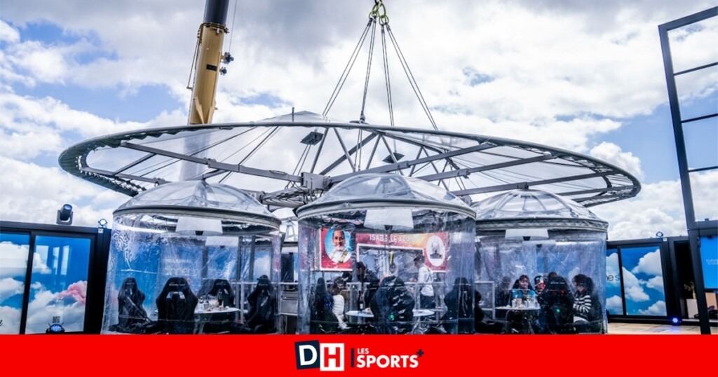 Nous avons testé Dinner in the Sky, la table belge suspendue à Waterloo Nous avons testé Dinner in the Sky, la table belge suspendue à Waterloo