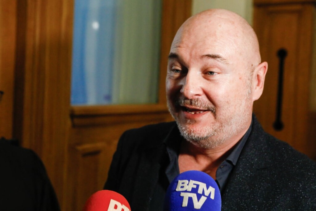 Cauet accusé de viol : Cyril Hanouna répond aux accusations Cauet accusé de viol : Cyril Hanouna répond aux accusations