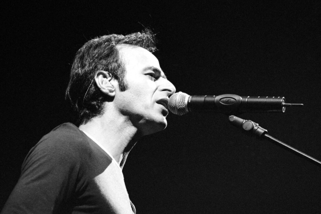 Jean-Jacques Goldman : après une longue absence, il revoit une personne clé de sa vie Jean-Jacques Goldman : après une longue absence, il revoit une personne clé de sa vie