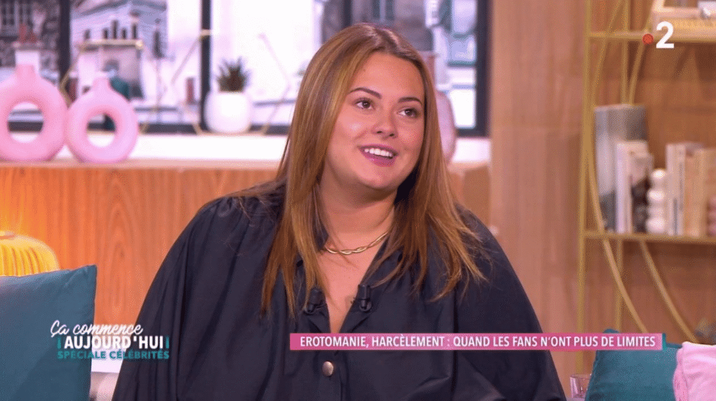 Lou, fille de Jean-Pierre Pernaut, avoue être aussi bête que ses parents et s’en amuse Lou, fille de Jean-Pierre Pernaut, avoue être aussi bête que ses parents et s’en amuse