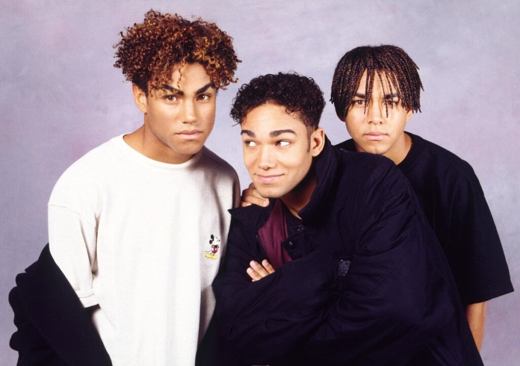 Boys band : qu’est-il advenu de Taj, Taryll et TJ, les neveux de Michael Jackson ? Boys band : qu’est-il advenu de Taj, Taryll et TJ, les neveux de Michael Jackson ?
