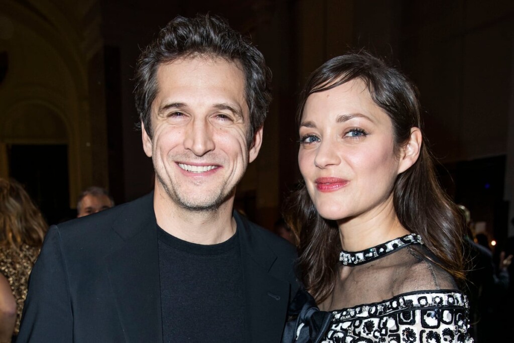Guillaume Canet et Marion Cotillard séparés : visitez leur maison isolée au Cap Ferret Guillaume Canet et Marion Cotillard séparés : visitez leur maison isolée au Cap Ferret