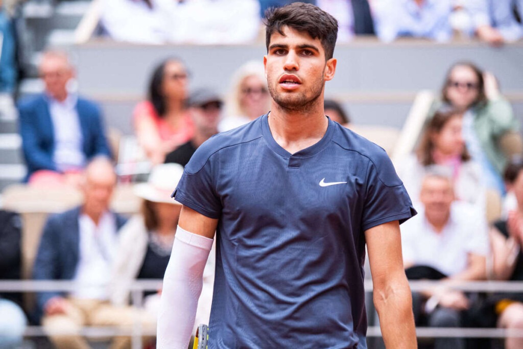 Carlos Alcaraz réagit à la victoire de Coco Gauff, relançant les rumeurs sur leur relation possible Carlos Alcaraz réagit à la victoire de Coco Gauff, relançant les rumeurs sur leur relation possible