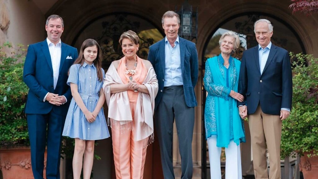 La princesse Amalia, Marie-Astrid et l’archiduc Christian étaient des invités surprises à l’aubade du grand-duc Henri La princesse Amalia, Marie-Astrid et l’archiduc Christian étaient des invités surprises à l’aubade du grand-duc Henri