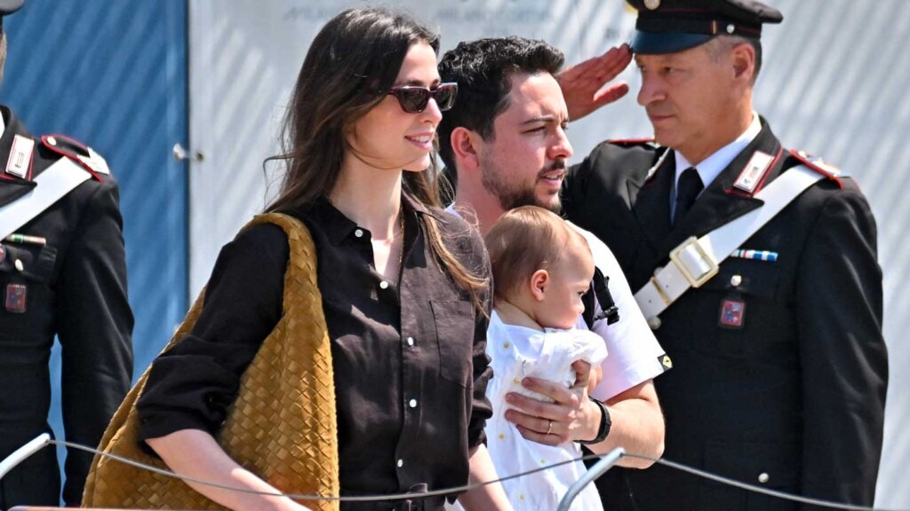 La reine Rania aperçue à Venise avec sa famille pour le mariage de Jeff Bezos La reine Rania aperçue à Venise avec sa famille pour le mariage de Jeff Bezos