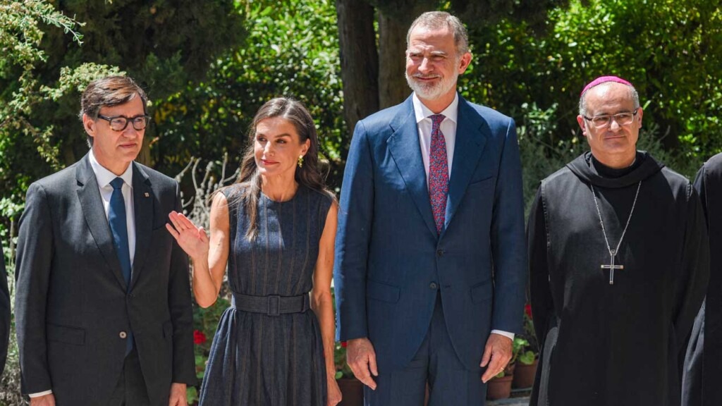 Le roi Felipe et la reine Letizia célèbrent le millénaire du monastère de Montserrat Le roi Felipe et la reine Letizia célèbrent le millénaire du monastère de Montserrat