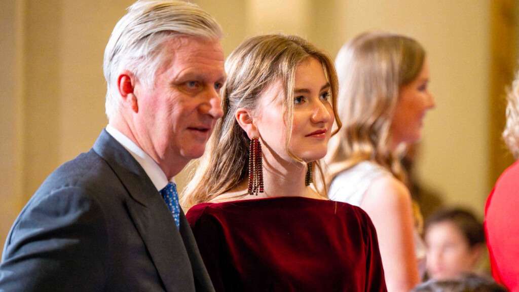 Le roi Philippe évoque son abdication et l’instant où sa fille Elisabeth a accédé au trône Le roi Philippe évoque son abdication et l’instant où sa fille Elisabeth a accédé au trône
